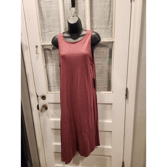 Chelsea 28 Assymetrical Sleeveless Dress‎ - Picture 1 of 4